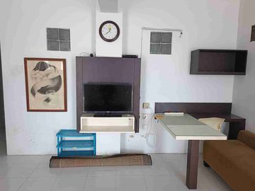 Disewakan 3 Bedroom Apartemen Sukolilo Dian Regency Furnished