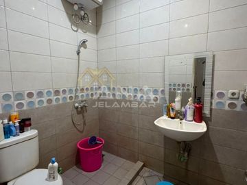 ANA RUMAH CANTIK UK 5X17M DI JELAMBAR