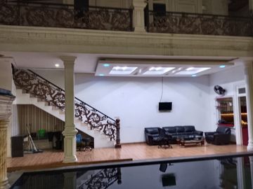 Dijual rumah mewah bebas banjir di Duren Sawit Jakarta Timur