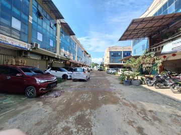Ruko 3 Lantai Pertokoan Seruni Sei Panas – SHGB, Lokasi Pusat Bisnis