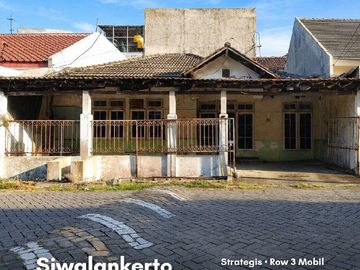 Rumah Kos Siwalankerto Permai Strategis • Row 3 Mobil
