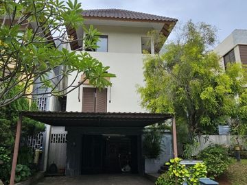 DIjual Rumah mewah di De Park Cluster Heliconia BSD City - Tangerang Selatan