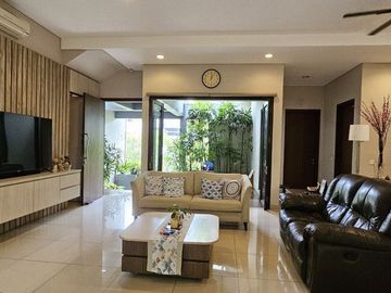 DIjual Rumah mewah di De Park Cluster Heliconia BSD City - Tangerang Selatan