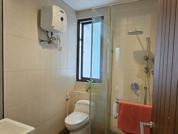 DIjual Rumah mewah di De Park Cluster Heliconia BSD City - Tangerang Selatan