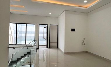 DIJUAL RUMAH BARU GRESS DI DARMO PERMAI SURABAYA MURAH