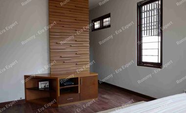 Dijual Rumah Mewah Bagus Furnish Lokasi Strategis di Rawamangun Jakarta Timur