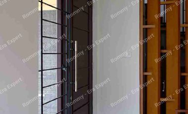 Dijual Rumah Mewah Bagus Furnish Lokasi Strategis di Rawamangun Jakarta Timur