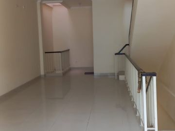 Disewakan Ruko 2.5 lantai Rose garden Galaxy Bekasi Selatan