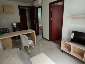 Dijual Apartemen 1 Bed Room Full Furnished Brand New di BSD Assati Agate Brown