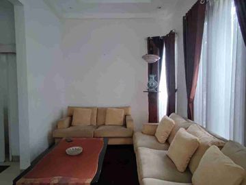 Dijual Rumah di bawah harga pasar Komplek Area Cirendeu dekat MRT Lebak Bulus