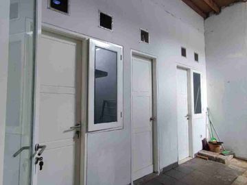 Dijual Rumah di bawah harga pasar Komplek Area Cirendeu dekat MRT Lebak Bulus
