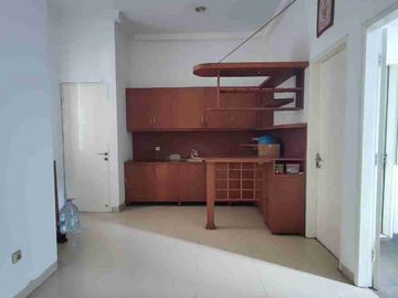 Dijual Rumah di bawah harga pasar Komplek Area Cirendeu dekat MRT Lebak Bulus