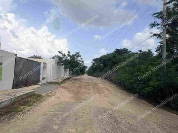 Terreno de 2,100 m² en venta en San Diego Cutz, Conkal