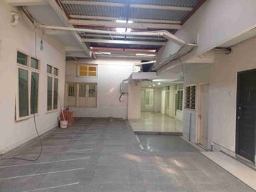 Sewa Rumah Ex Bank Raya Darmo Surabaya Pusat