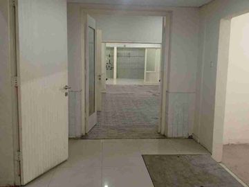 Sewa Rumah Ex Bank Raya Darmo Surabaya Pusat