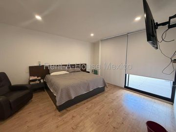 Renta-Casa de Autor con o sin muebles-Vista Hermosa Querétaro.