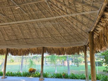 CASA CAMPESTRE EN HUERTOS DEL ROCIO EN VENTA