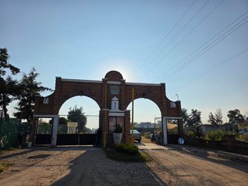 CASA CAMPESTRE EN HUERTOS DEL ROCIO EN VENTA