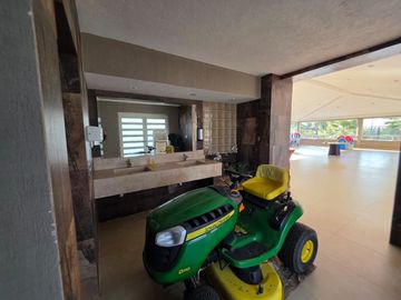 CASA CAMPESTRE EN HUERTOS DEL ROCIO EN VENTA