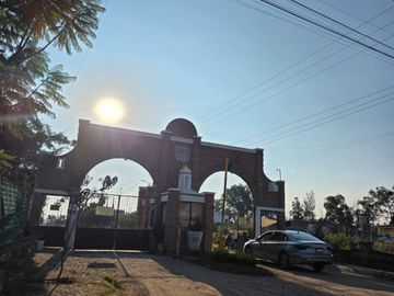 CASA CAMPESTRE EN HUERTOS DEL ROCIO EN VENTA