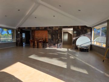 CASA CAMPESTRE EN HUERTOS DEL ROCIO EN VENTA