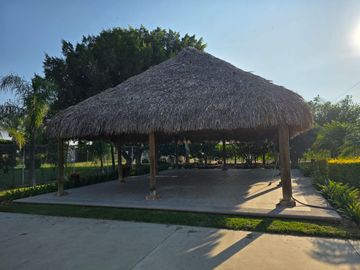 CASA CAMPESTRE EN HUERTOS DEL ROCIO EN VENTA