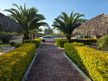 CASA CAMPESTRE EN HUERTOS DEL ROCIO EN VENTA