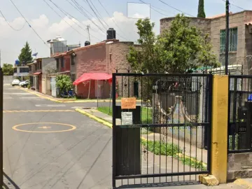 Remate de Casa en Condominio Las Palmas Tercera Etapa Ixtapaluca Estado de México