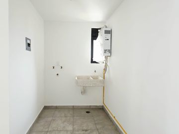 RENTA DEPARTAMENTO NUEVO CERCA DE SANTA FE E INTERLOMAS, CARRETERA MEXICO TOLUCA