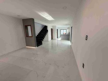 🏡CASA EN VENTA UBICADA EN FRACC.  LOMAS DEL SOL,  ALVARADO, VER.