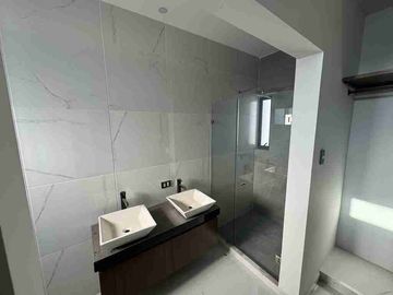 🏡CASA EN VENTA UBICADA EN FRACC.  LOMAS DEL SOL,  ALVARADO, VER.