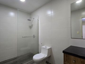 Alquiler Departamento 250m² 4 Dormitorios con Baño en Centro de Guayaquil Ideal Familias $700
