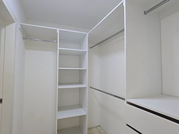 Alquiler Departamento 250m² 4 Dormitorios con Baño en Centro de Guayaquil Ideal Familias $700