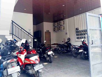 Jual Full Kost Putri Full Furnish 30+1 Kamar Area Kampus,RS, Kantor Wiyung Surabaya