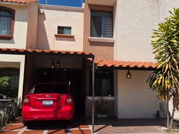 Casa en venta en Fraccionamiento Las Vestales