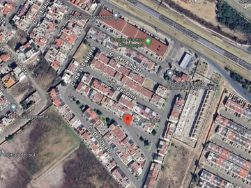 CASA EN VENTA EN FRACC. RBOLEDAS DEL PEDREGAL, PUEBLA