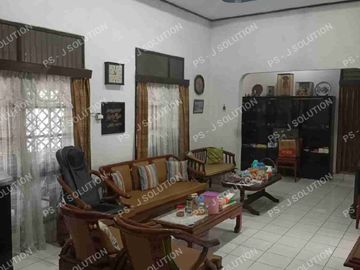 RUMAH DI KOMPLEK PERTAMINA CAKUNG MURAH