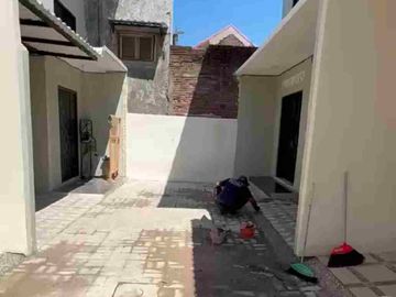 RUMAH BARU MINIMALIS DEKAT RUNGKUT INDUSTRI SIER LOKASI MINI CLUSTER KENDANGSARI KEC. TENGGILIS