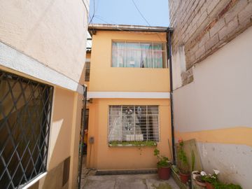 CASA EN VENTA | SAN JOSÉ DE MONJAS