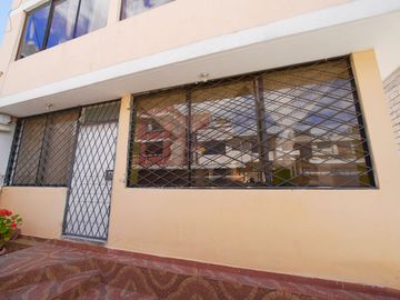 CASA EN VENTA | SAN JOSÉ DE MONJAS