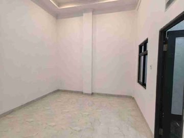 Wilson Rumah baru 2 lantai uk 8x12 di simprug poris