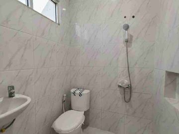 Wilson Rumah baru 2 lantai uk 8x12 di simprug poris