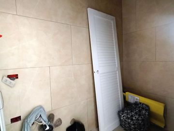 Triplex Type House and Lot for Sale in Manuyo Dos Las pinas-MD