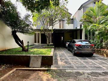 Lokasi Sangat Strategis! Rumah Hook Dalam Cluster di Antasari