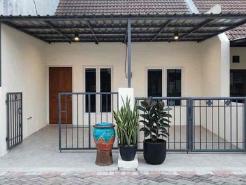 825 juta‼️jual rumah siap huni di Wiguna Surabaya