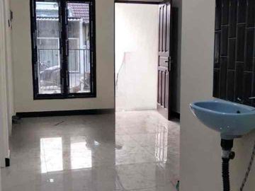 825 juta‼️jual rumah siap huni di Wiguna Surabaya