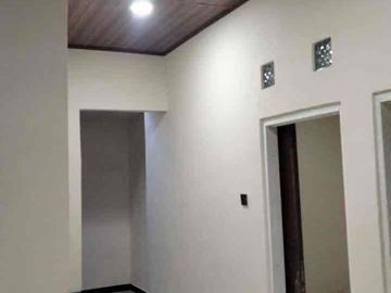 825 juta‼️jual rumah siap huni di Wiguna Surabaya