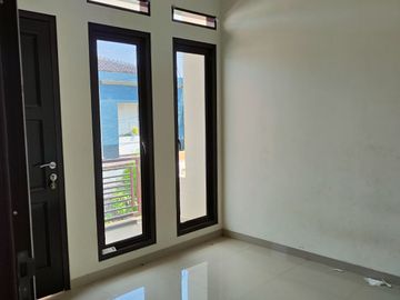 Ruko Strategis Jatinangor 2 lantai siap pakai dekat kampus lokasi strategis