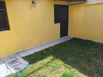 EXCELENTE CASA DE UN PISO EN LA FLORIDA - SATÉLITE, 3 RECÁMARAS, 2.5 BAÑOS, 2 AUTOS, JARDÍN