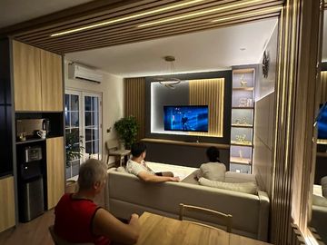 DIJUAL / DISEWAKAN Rumah 3 Lantai Full Furnished dengan Interior Cantik di BSD (Vanya Park)